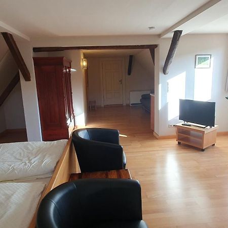 Pension Robinienhof Schadeleben Экстерьер фото
